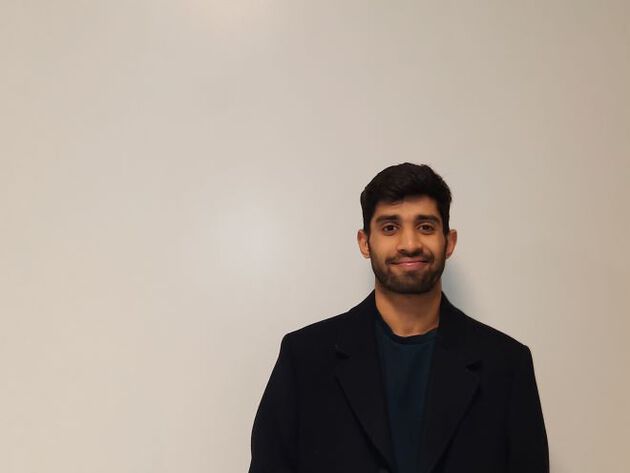 Shows profile picture of Nikhil Balasubramanian