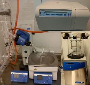Rotary evaporator, freeze drier, centrifuge