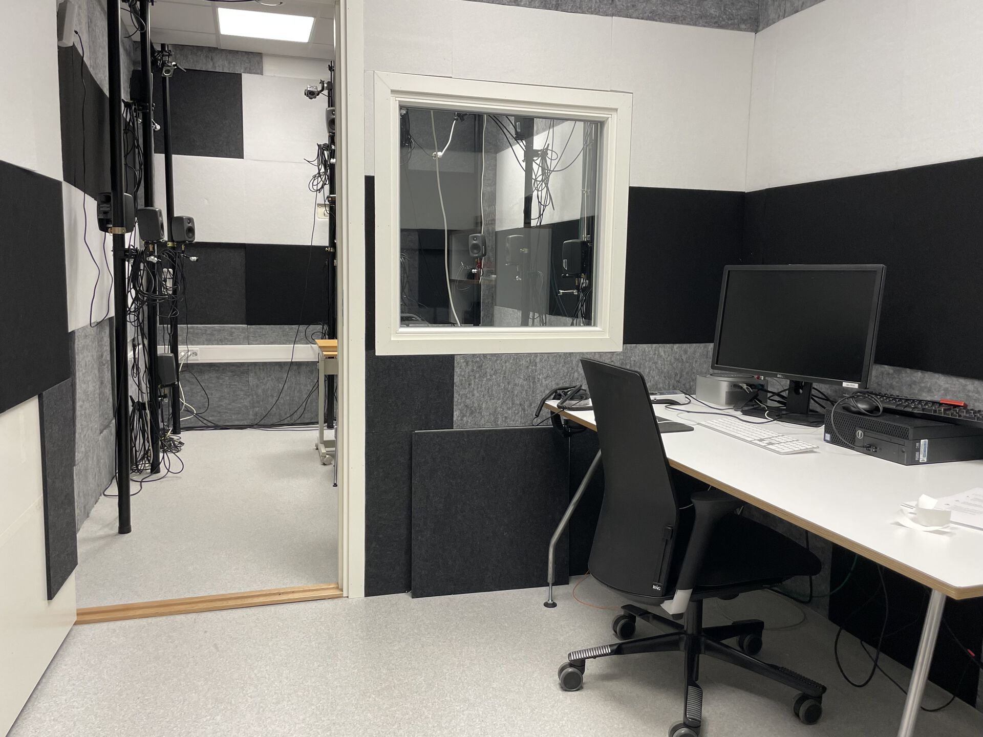 Picture of the Laboratory