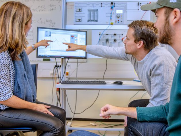 Bildet til saken illustrerer laboratoriearbeid.