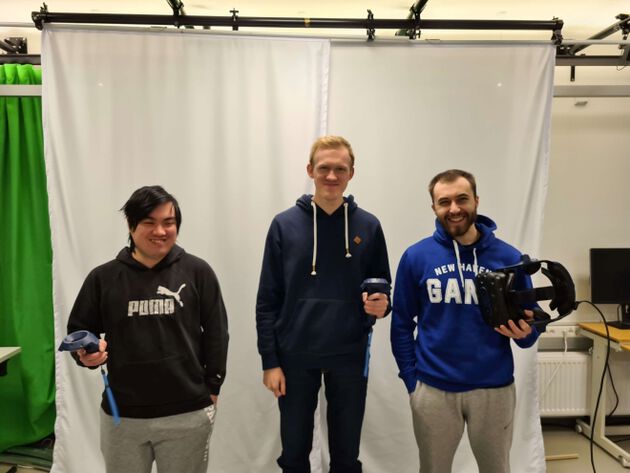 The three project members Thomas Matius Lie, Even Langebråten and Vladyslav Maliarchuk lined up. 
