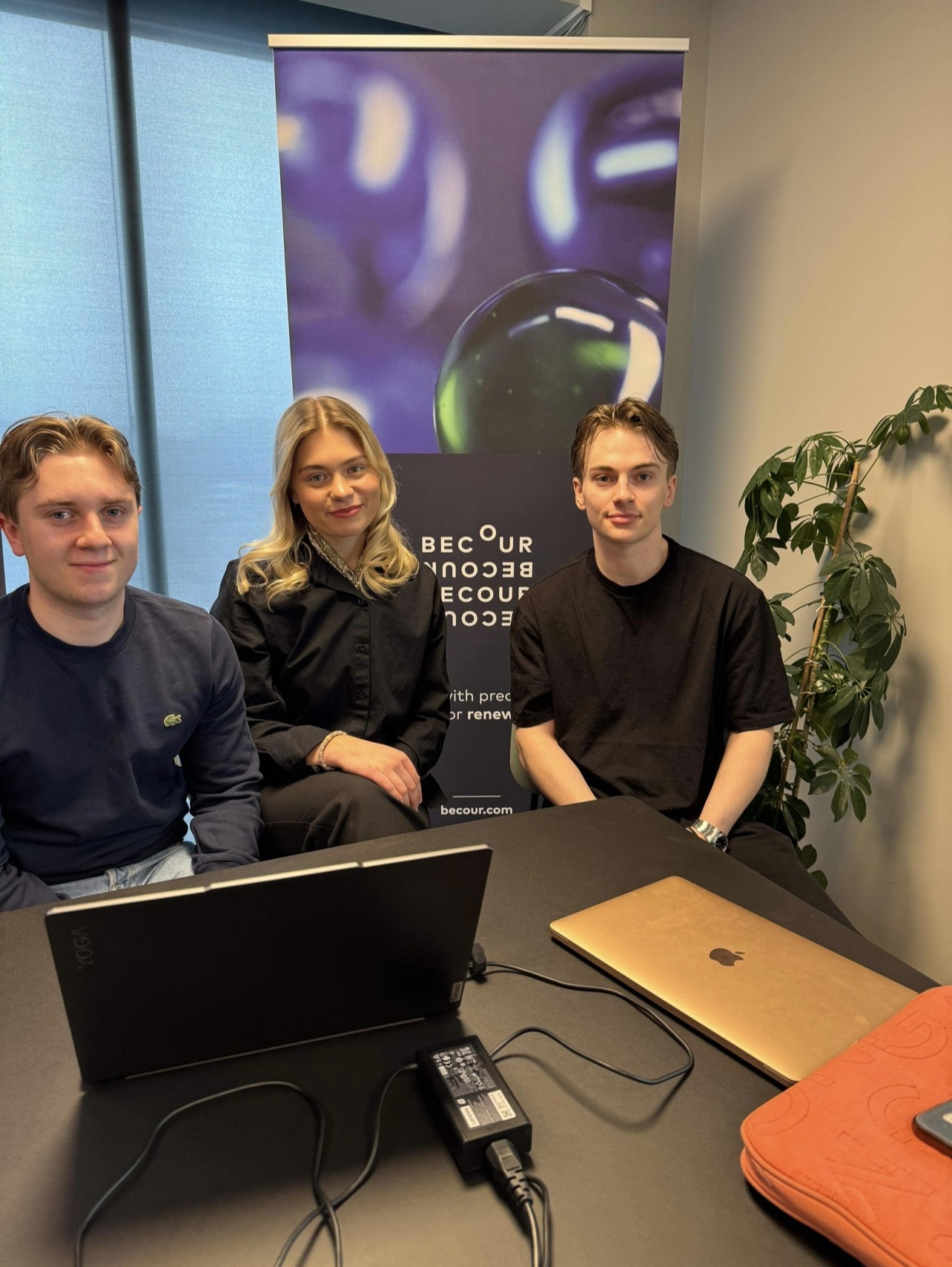 Kristian Tuddenham Helgesen, Anne Caroline Bekkhus og Oscar Svensen.