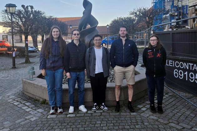Fra venstre: Sophia Philippa Bildsten Helseth, Martin Samuelsen, Dat Tan Truong, Thomas Berntsen, Aleksandra Wos