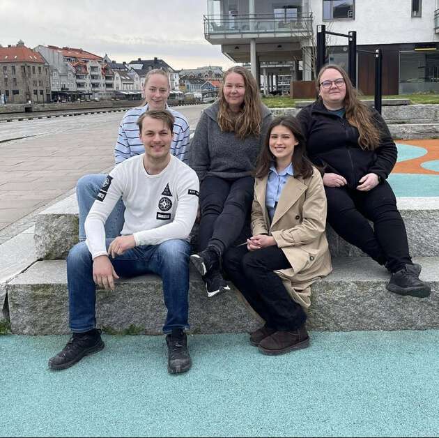 Bildet viser gruppemedlemmene på gruppe B26BM01