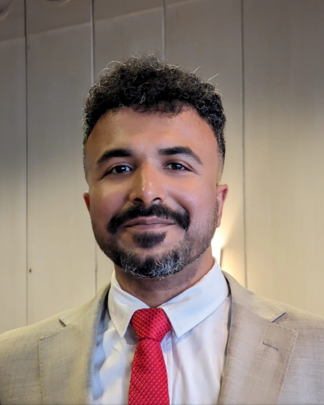 Bilde av&nbsp;Farhan Khalique&nbsp;Awan