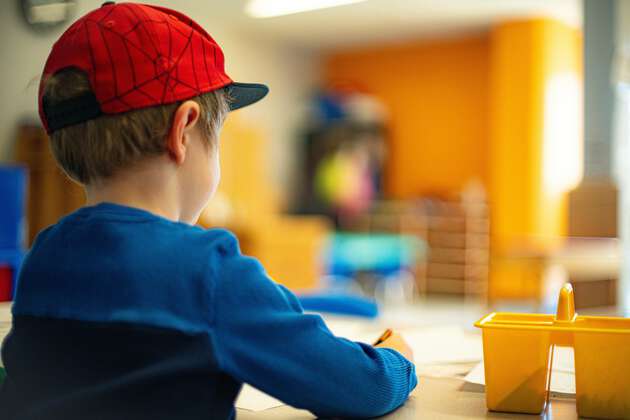 gutt-pa-skole-unsplash