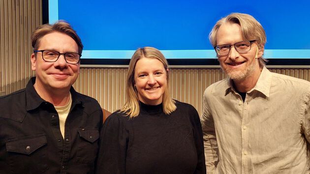 Biletet viser (f.v) Jonas Bakken, Cecilie Olandersson og Endre Brunstad.