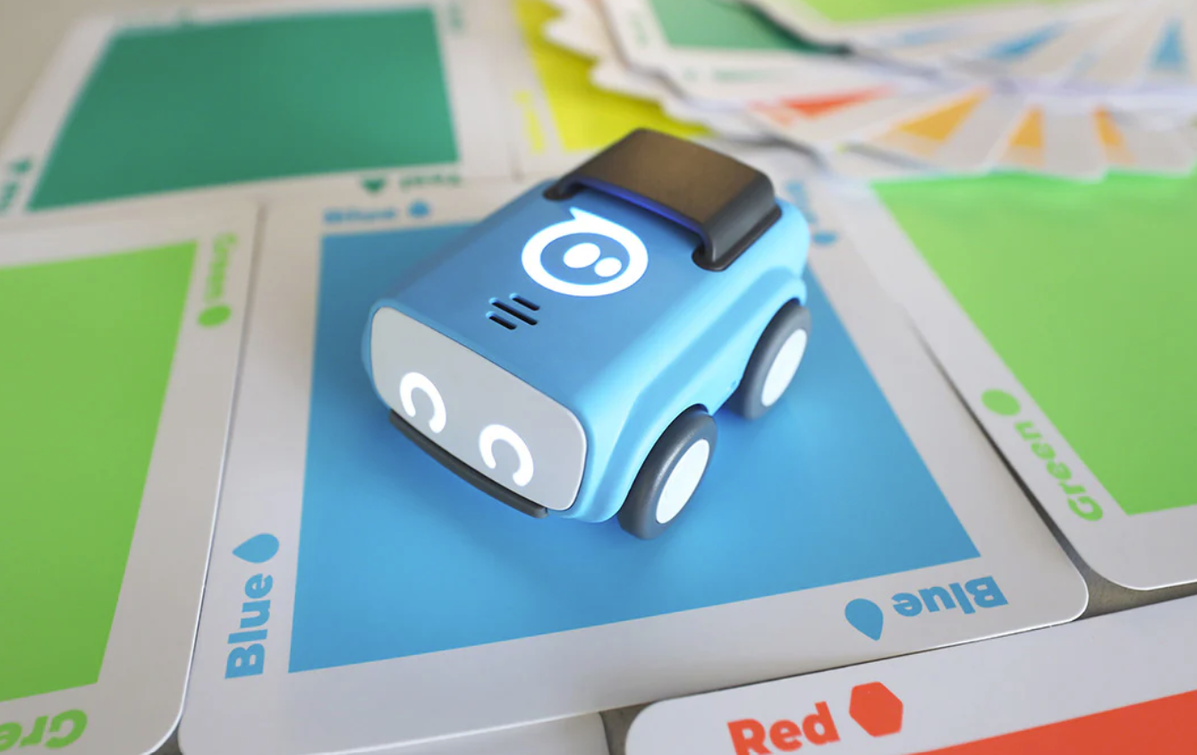 Bilde av blå Sphero robotbil