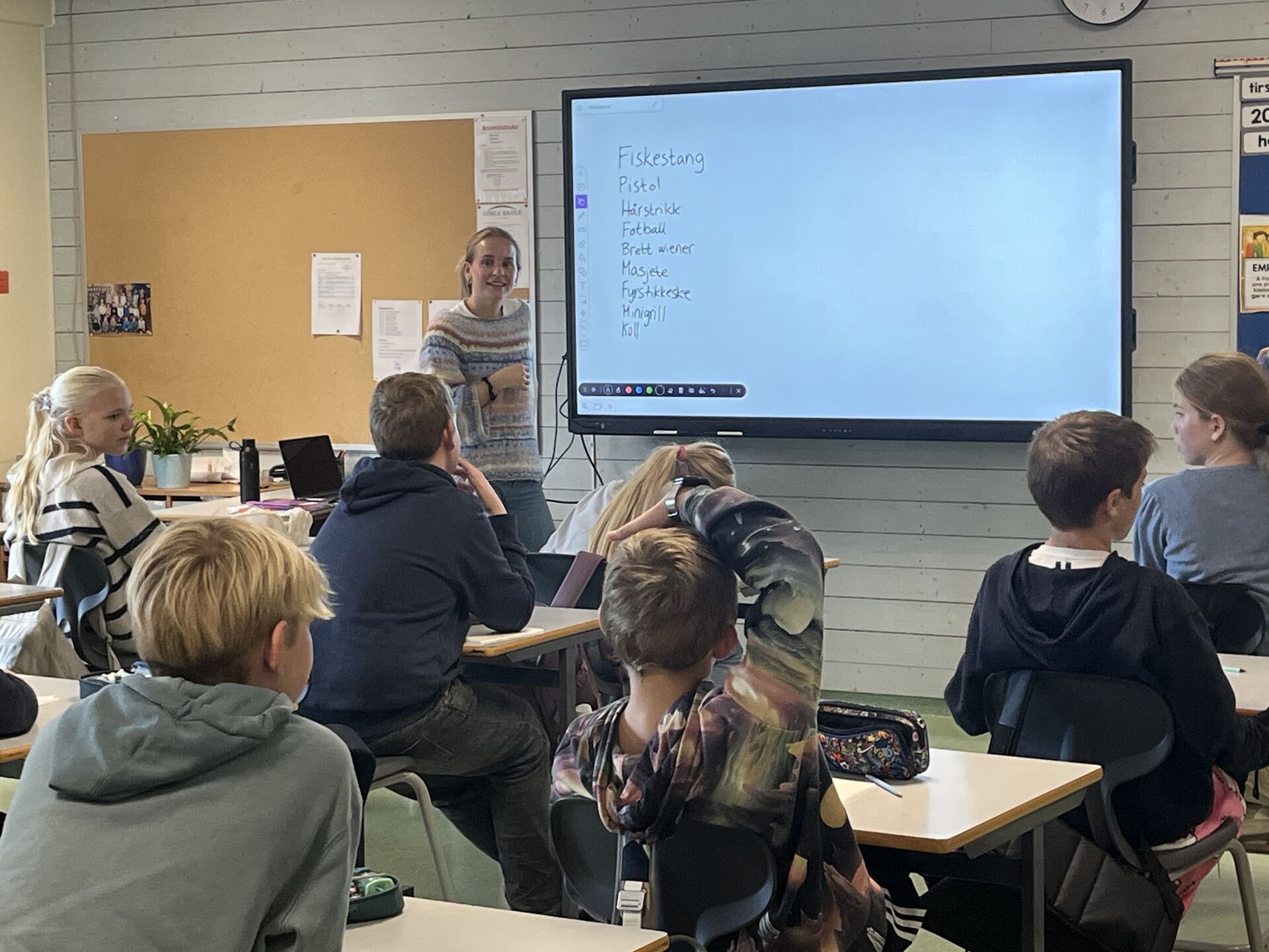Dette bilde viser en student i undervisning på Gimle skole.