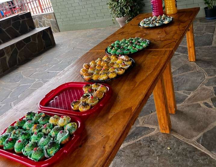 helleterrasse bord cupcakes